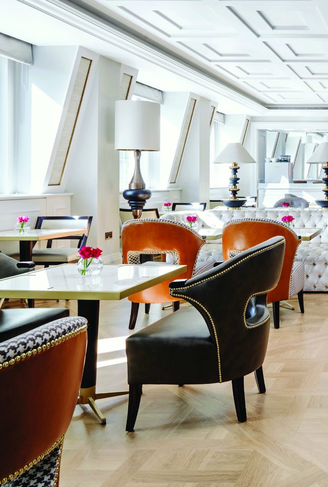 Get-inspired-by-the-sophisticated-langham-hotel-club-in-london