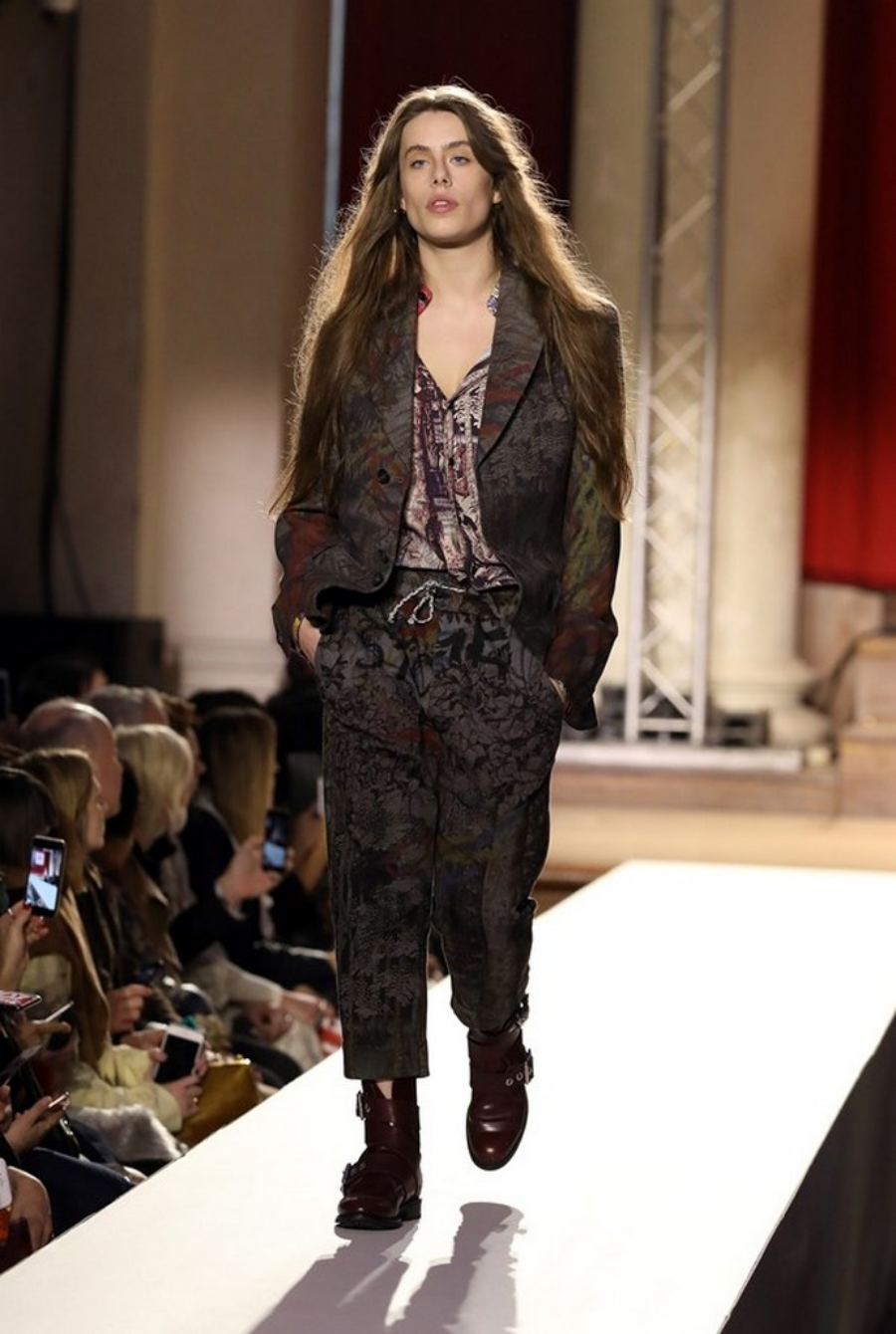 London Fashion Week 2019 – When Fashion Meets Interior Design